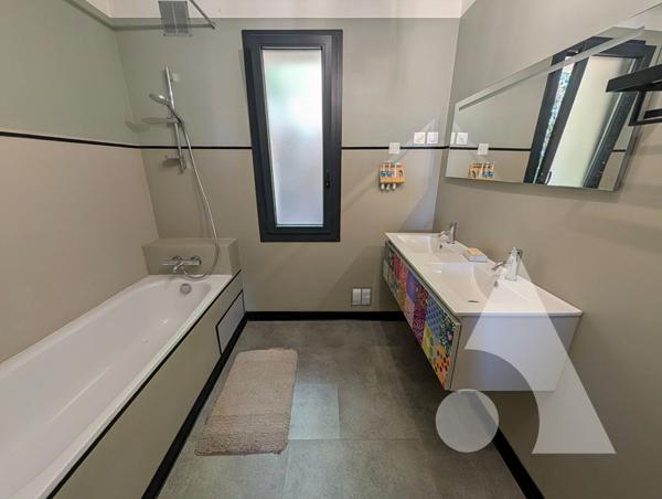 Maison 7 pièces 161 m2