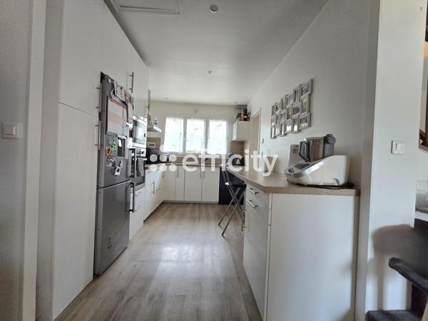 Maison 5 pièces - 100 m² Exclusivité efficity