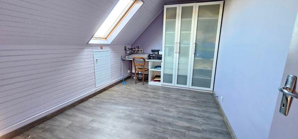 Maison mitoyenne de 107m² édifiée sur sous-sol total