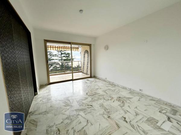 Appartement à louer 3 pièces 86.03m²