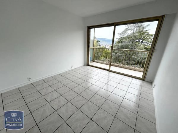 Appartement à louer 3 pièces 86.03m²