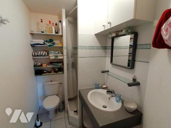 EXCLUSIVITÉ TRENTE CINQ NOTAIRES
À Sarzeau, au coeur du quartier prisé de Saint-Jacques et à s...