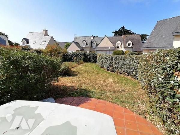 EXCLUSIVITÉ TRENTE CINQ NOTAIRES
À Sarzeau, au coeur du quartier prisé de Saint-Jacques et à s...