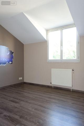 Appartement à louer à Charnay-lès-Mâcon en Saône-et-Loire (71850), ref : LC 504