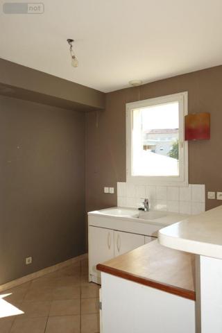 Appartement à louer à Charnay-lès-Mâcon en Saône-et-Loire (71850), ref : LC 504