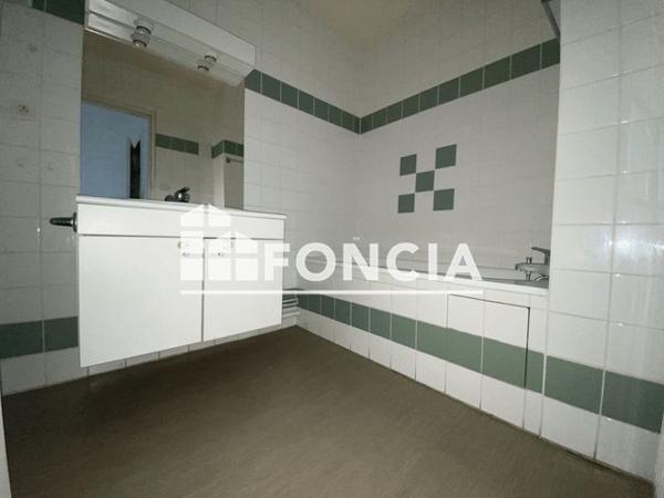 Location Appartement 4 pièces 97.55 m² - RESIDENCE RUE DE LA PLAINE - 63 RUE DE LA PLAINE Poitiers 86000