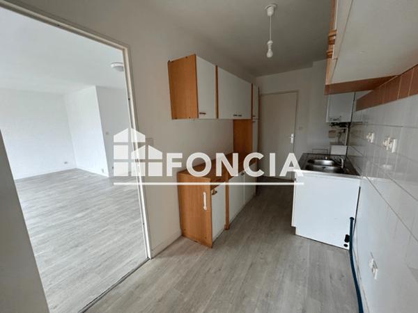 Location Appartement 4 pièces 97.55 m² - RESIDENCE RUE DE LA PLAINE - 63 RUE DE LA PLAINE Poitiers 86000