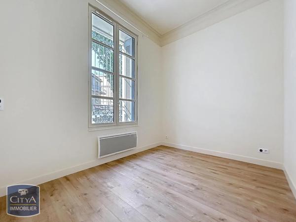 Appartement à louer 2 pièces 38.21m² Nîmes (30000)