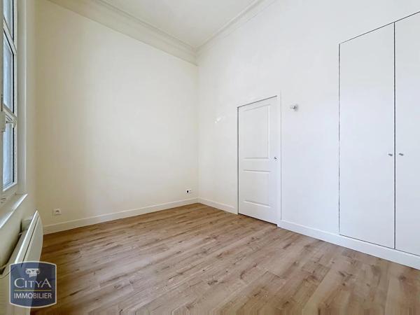 Appartement à louer 2 pièces 38.21m² Nîmes (30000)