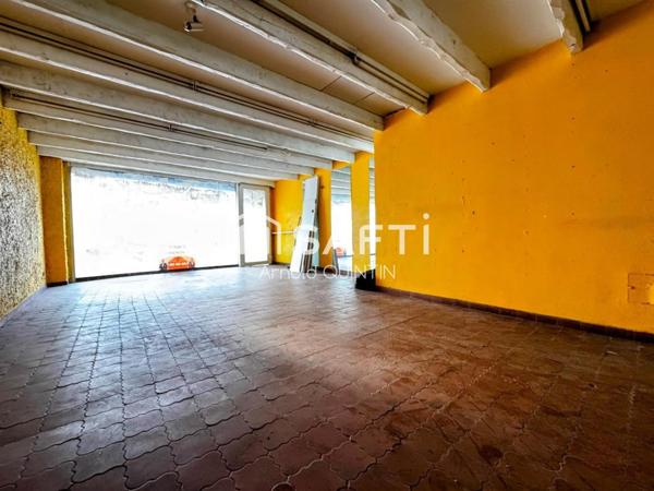 Immeuble 2 appartements + local commercial