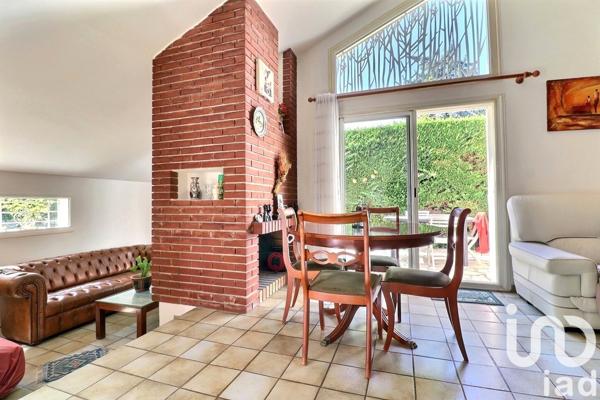 Maison à vendre 6 pièces 121 m² Noisiel