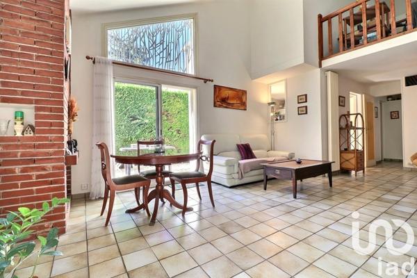 Maison à vendre 6 pièces 121 m² Noisiel