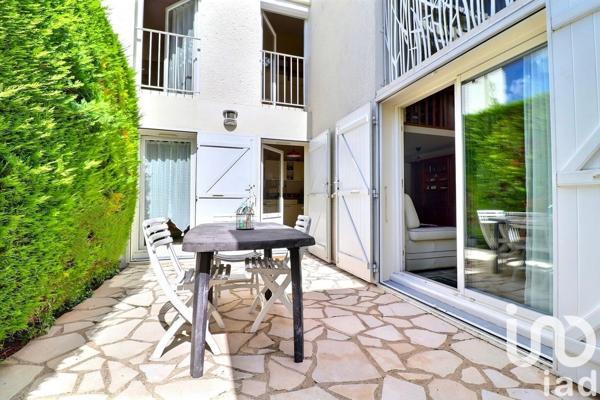 Maison à vendre 6 pièces 121 m² Noisiel
