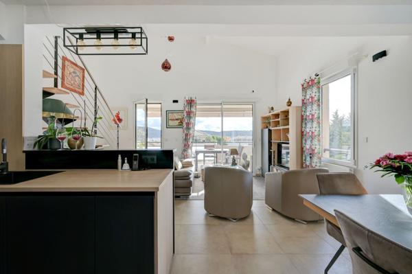 Vente Appartement de luxe Aix-en-Provence 4 Pièces 114 m²