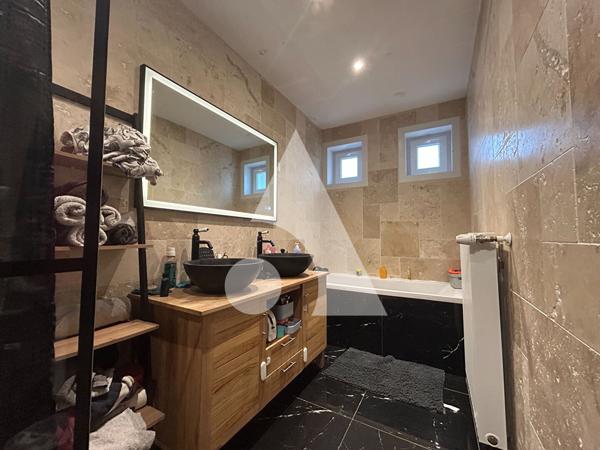 Maison 5 pièces 177 m2
