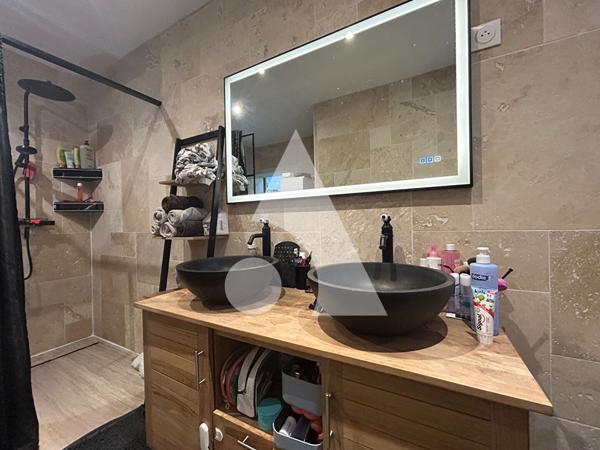 Maison 5 pièces 177 m2