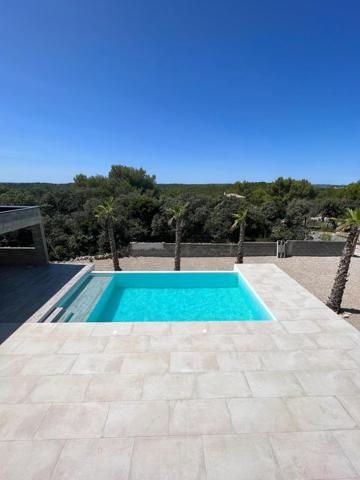 Maison familiale avec piscine et grand terrain