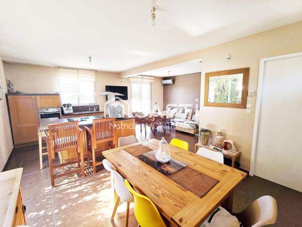 Superbe Villa 3 Faces, T4, Piscine 6x3m, Garage