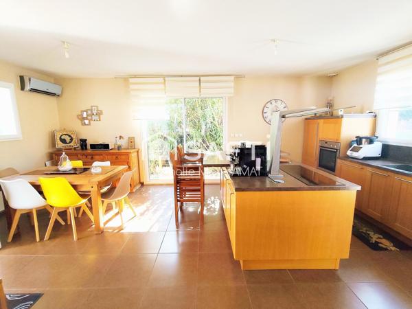 Superbe Villa 3 Faces, T4, Piscine 6x3m, Garage