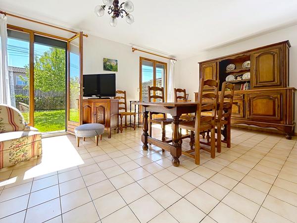 RARE ! Maison de plain-pied sur terrain clos dans un quartier recherché !