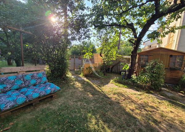 JONCS-MARINS - Appartement avec JARDIN