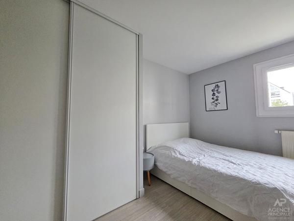 Appartement Rueil-malmaison 3 pièce(s) 64.13 m2 Loyer 1 690 €/mois charges comprises **  - Référence  19967