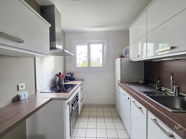 Appartement Rueil-malmaison 3 pièce(s) 64.13 m2 Loyer 1 690 €/mois charges comprises **  - Référence  19967