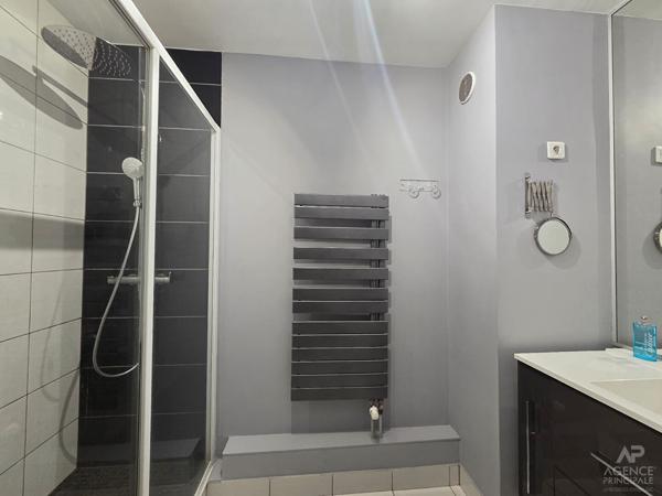 Appartement Rueil-malmaison 3 pièce(s) 64.13 m2 Loyer 1 690 €/mois charges comprises **  - Référence  19967
