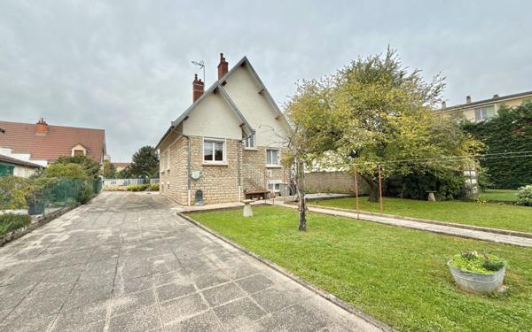 Maison à vendre    5 pièces •  Chenôve