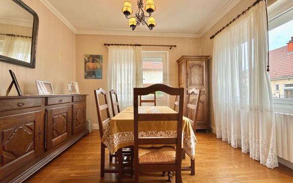 Maison à vendre    5 pièces •  Chenôve