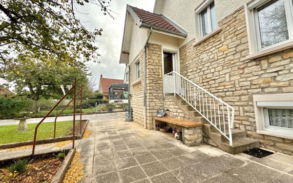 Maison à vendre    5 pièces •  Chenôve