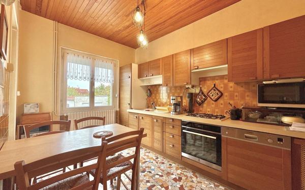 Maison à vendre    5 pièces •  Chenôve