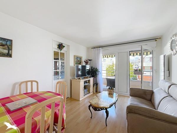 Appartement 347 000 € Courbevoie 2 p 46 m² DPE C