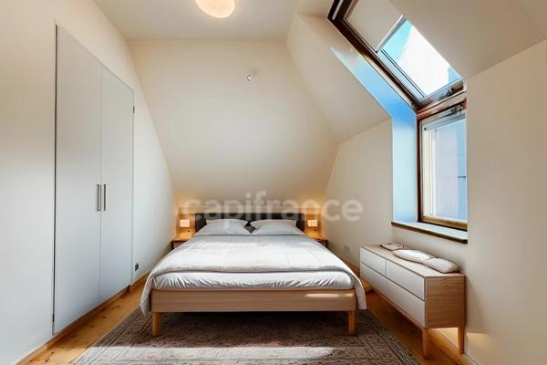 Quimper (29) - Maison centre ville de 75,21 m² habitable - 124 m² utiles - Terrasse - Double garage.