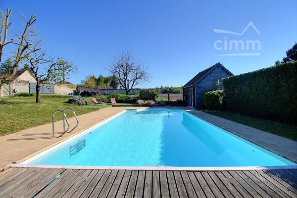 SUPERBE LONGERE DE CARACTERE - 224m² - BALLAN-MIRE