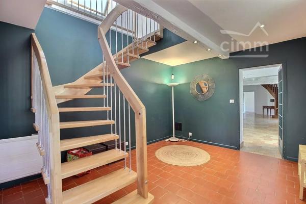 SUPERBE LONGERE DE CARACTERE - 224m² - BALLAN-MIRE