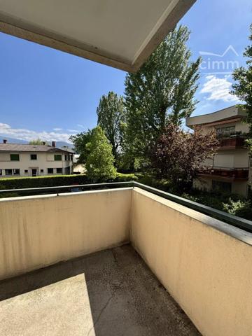 Amateurs de rénovation complète : ce bien est une véritable opportunité.