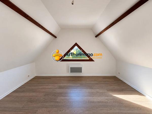 Vente                                                      Appartement
                        
                     2 pièces                      44 m2                     à Faremoutiers