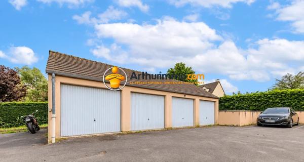 Vente                                                      Appartement
                        
                     2 pièces                      44 m2                     à Faremoutiers