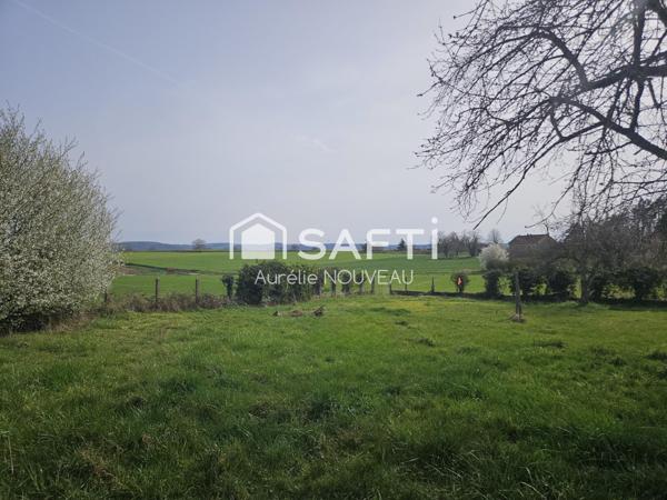Maison familiale à fort potentiel - 250 m² et 1739 m² de terrain - dépendances, salle de réception, vue dégagée