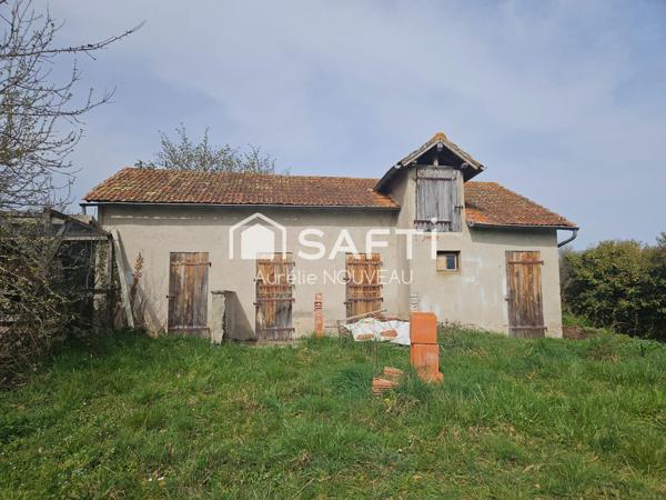 Maison familiale à fort potentiel - 250 m² et 1739 m² de terrain - dépendances, salle de réception, vue dégagée