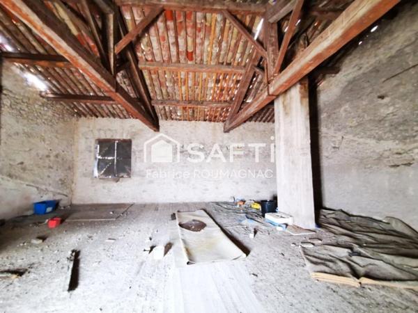 Domaine idéal pour gîtes, hôtel ou chambres d'hôtes - salle de mariage ou de réception - parking.