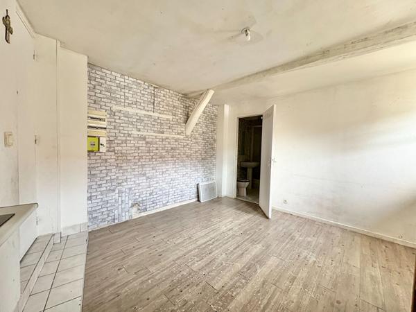 Appartement Corbeil Essonnes 2 pièce(s) 28 m2