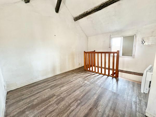 Appartement Corbeil Essonnes 2 pièce(s) 28 m2