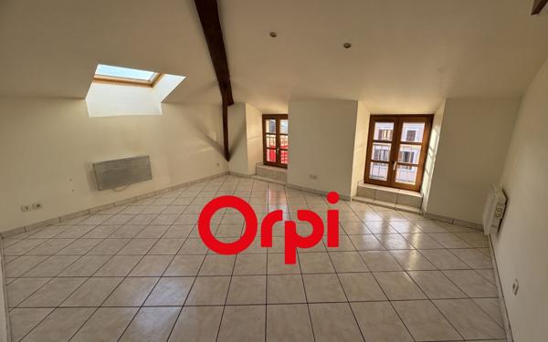 Appartement à louer    2 pièces •  Roybon