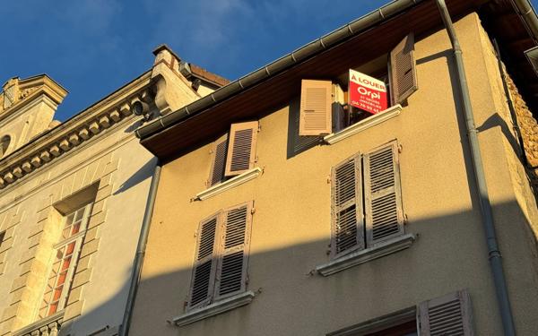 Appartement à louer    2 pièces •  Roybon