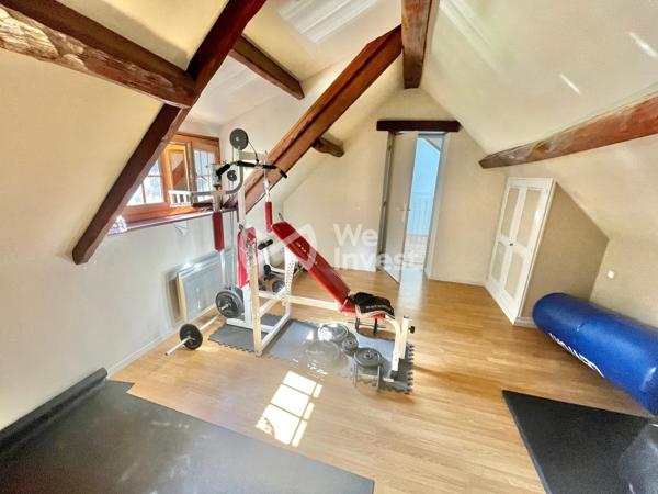 Maison ancienne de 130m2, 4 chambres- beau terrain de 1283m2