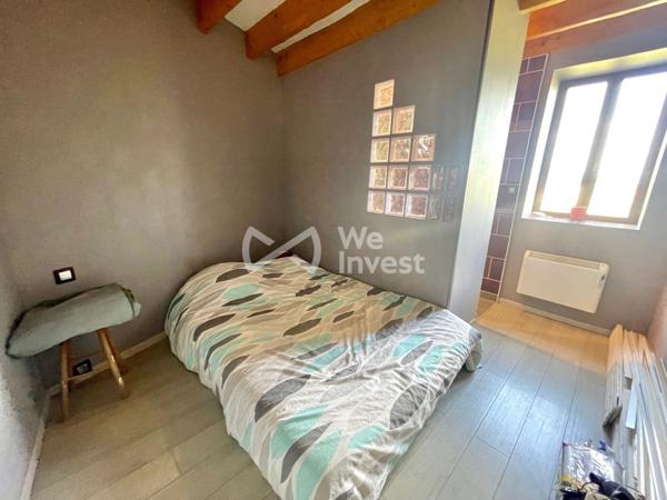 Maison ancienne de 130m2, 4 chambres- beau terrain de 1283m2