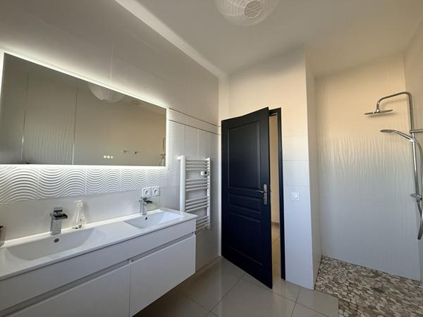 Maison 5 pièces 110.2 m2