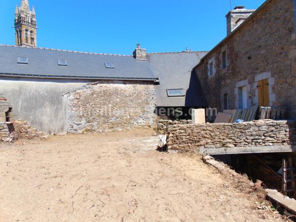 IMMEUBLE DE RAPPORT A PRES DE 8% DE RENTABILITE!